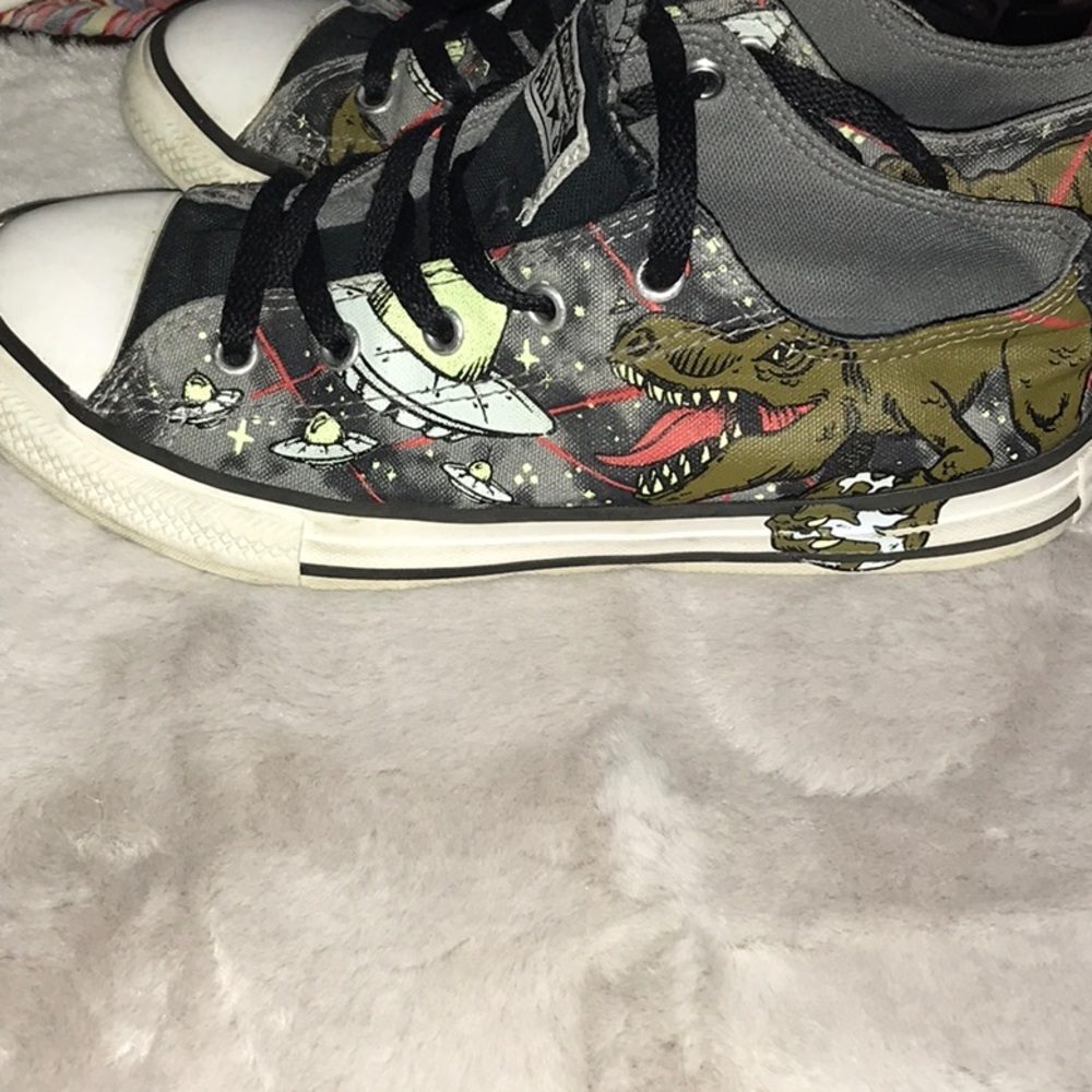Converse - Picture 4 of 5